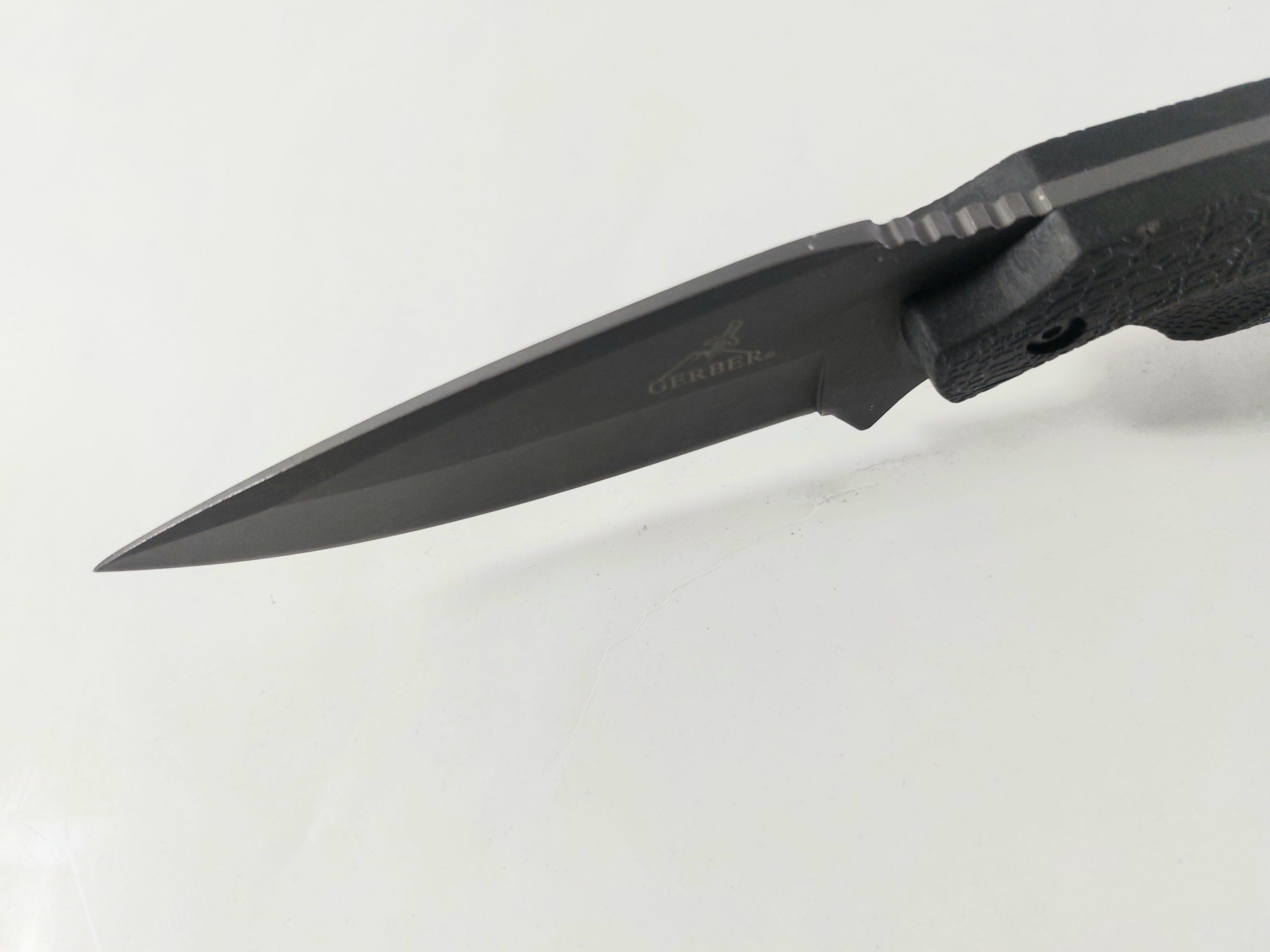 Ловен нож фултанг Gerber с гумирана дръжка | Онлайн магазин за ножове .