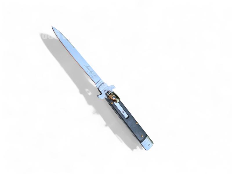 Автоматичен нож &quot;Сребърен вълк&quot; с елегантен дизайн