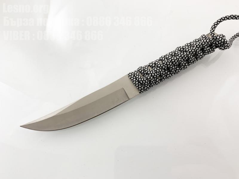 Ловен нож с дръжка от паракорд и кожена кания