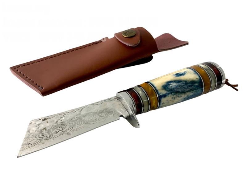 Ловен нож &#039;Дамаск&#039; с ръчно изработена кожена кания