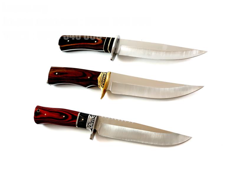 Комплект от три броя ловни ножове с калъфи  Sg10