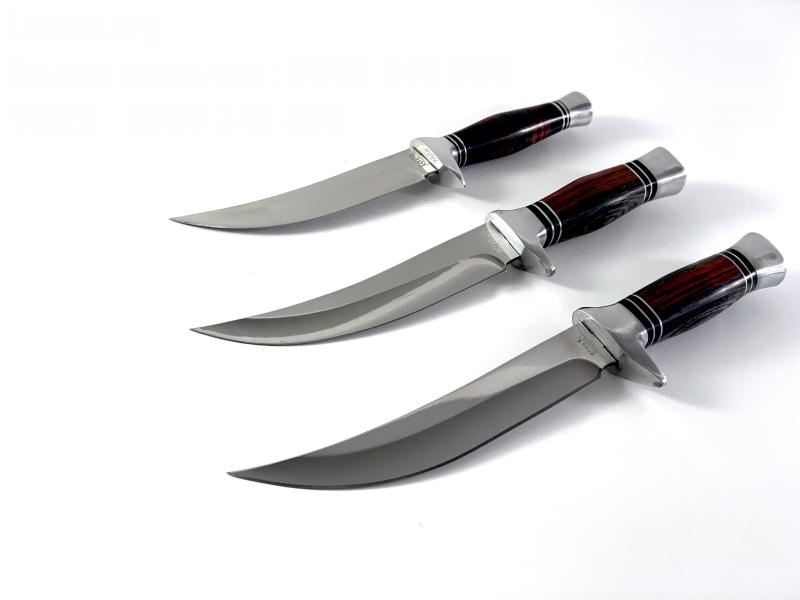 Комплект от три броя ловни ножове с калъфи