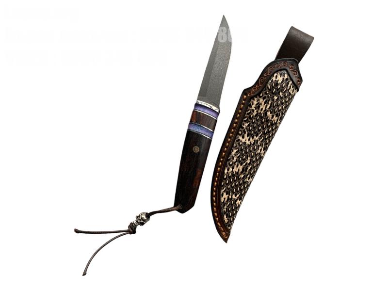 Изработен с грижа за детайла Финландски нож с дръжка от маслиново дърво и острие от неръждаема стомана