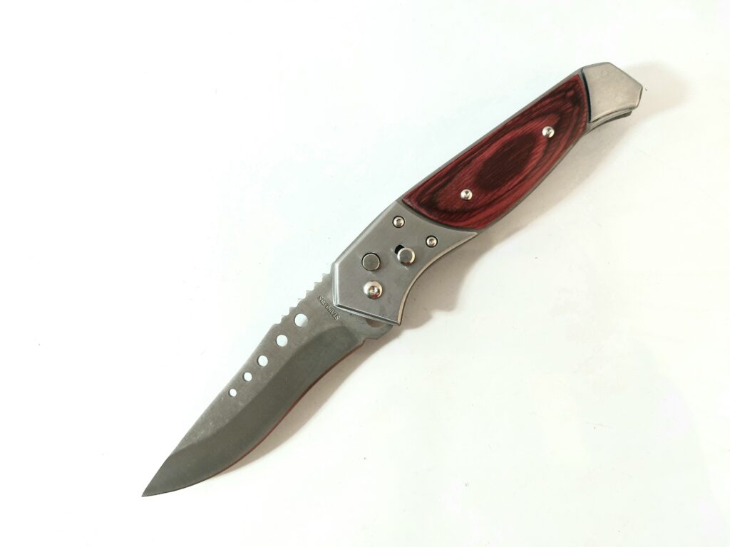 Pocket Knife B61 сгъваем автоматичен нож с калъф  |  Lesno.org