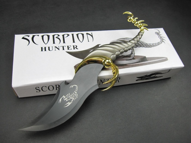 Колекционерски нож с форма и дизайн на Скорпион/Scorpion подходящ за подарък  |  Lesno.org