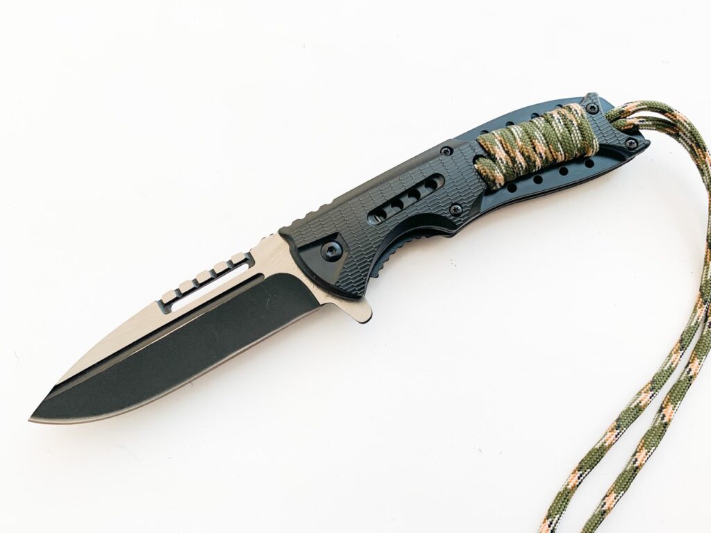 Сгъваем автоматичен нож дизайн подобен на TitanCut Magnum Camo Companion  |  Lesno.org